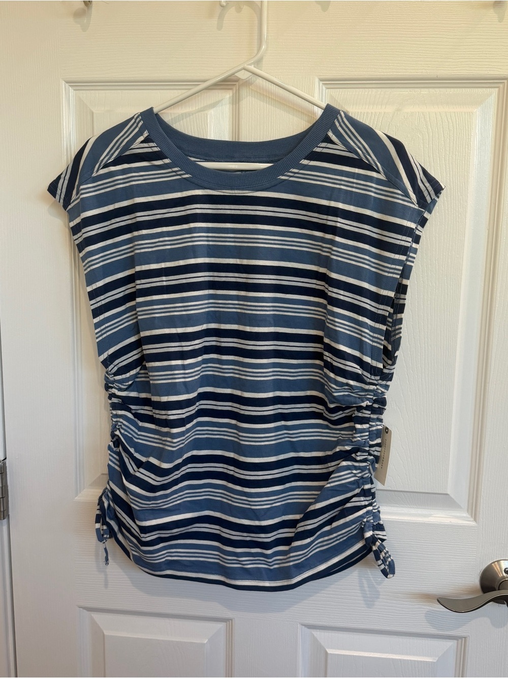 Pilcro 100% Cotton Cinched Muscle Tee - Picture 4 of 7